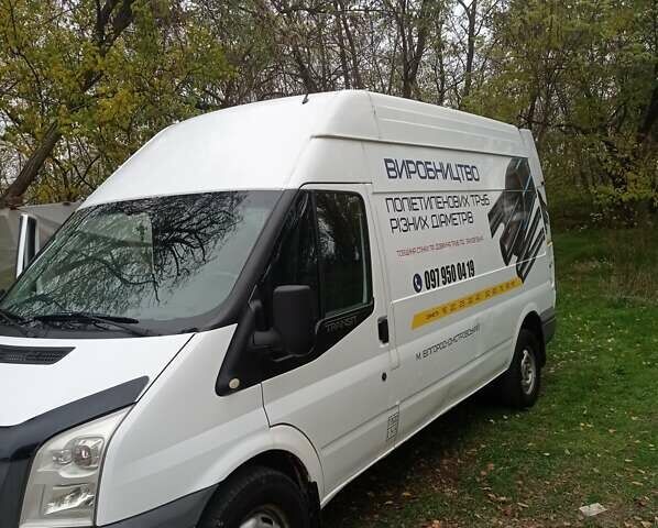 Белый Форд Транзит, объемом двигателя 2.4 л и пробегом 586 тыс. км за 8700 $, фото 1 на Automoto.ua