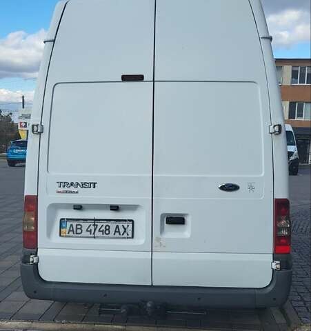 Белый Форд Транзит, объемом двигателя 2.2 л и пробегом 393 тыс. км за 8300 $, фото 3 на Automoto.ua