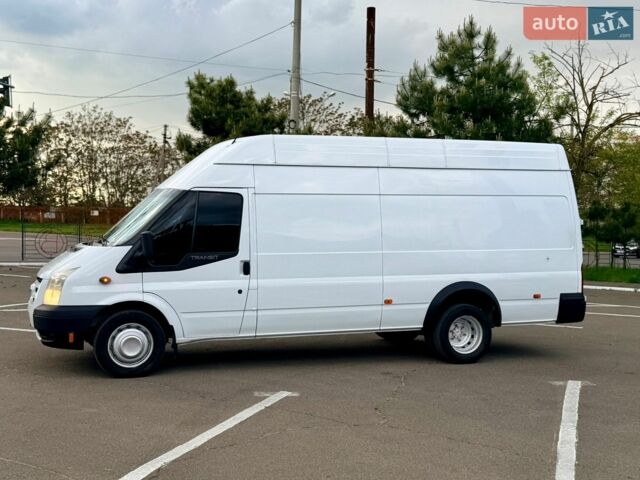 Білий Форд Транзит, об'ємом двигуна 2.4 л та пробігом 300 тис. км за 9900 $, фото 2 на Automoto.ua
