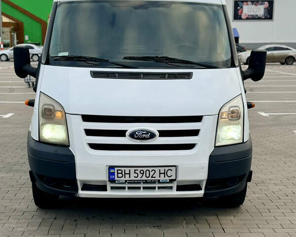 Білий Форд Транзит, об'ємом двигуна 2.4 л та пробігом 266 тис. км за 11200 $, фото 14 на Automoto.ua