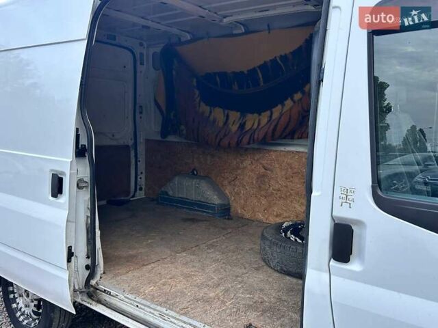 Білий Форд Транзит, об'ємом двигуна 2.2 л та пробігом 240 тис. км за 11200 $, фото 25 на Automoto.ua
