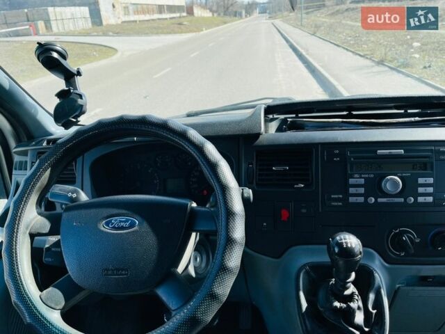 Білий Форд Транзит, об'ємом двигуна 2.2 л та пробігом 400 тис. км за 9500 $, фото 14 на Automoto.ua