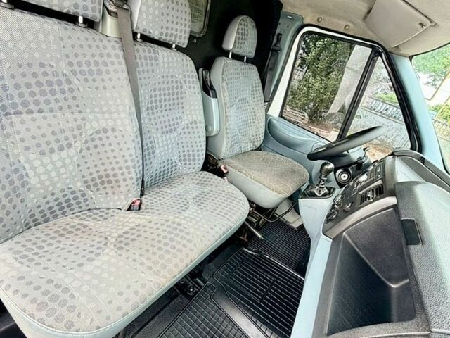 Білий Форд Транзит, об'ємом двигуна 2.2 л та пробігом 316 тис. км за 10600 $, фото 24 на Automoto.ua