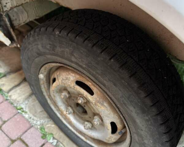 Белый Форд Транзит, объемом двигателя 2.2 л и пробегом 364 тыс. км за 5500 $, фото 13 на Automoto.ua