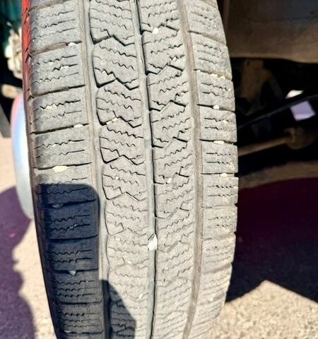 Белый Форд Транзит, объемом двигателя 2.2 л и пробегом 333 тыс. км за 10950 $, фото 25 на Automoto.ua