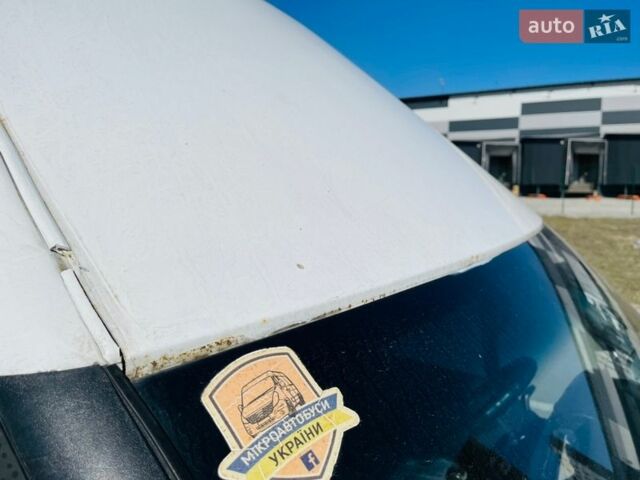 Білий Форд Транзит, об'ємом двигуна 2.2 л та пробігом 400 тис. км за 9500 $, фото 15 на Automoto.ua