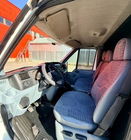 Белый Форд Транзит, объемом двигателя 2.2 л и пробегом 333 тыс. км за 10950 $, фото 17 на Automoto.ua