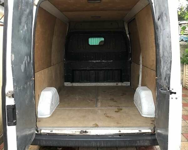 Белый Форд Транзит, объемом двигателя 2.2 л и пробегом 285 тыс. км за 10500 $, фото 6 на Automoto.ua