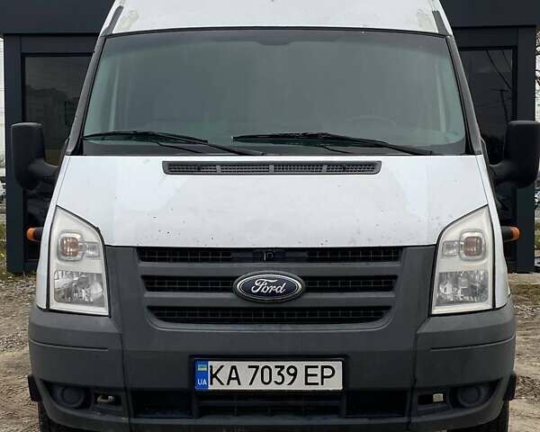Білий Форд Транзит, об'ємом двигуна 2.4 л та пробігом 584 тис. км за 8500 $, фото 1 на Automoto.ua