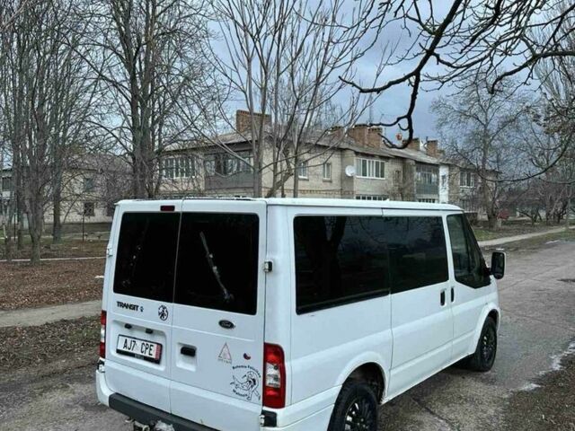 Білий Форд Транзит, об'ємом двигуна 2.2 л та пробігом 220 тис. км за 4400 $, фото 2 на Automoto.ua