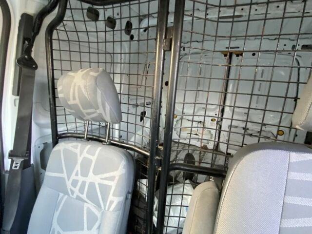 Білий Форд Транзит, об'ємом двигуна 1.8 л та пробігом 148 тис. км за 2450 $, фото 6 на Automoto.ua