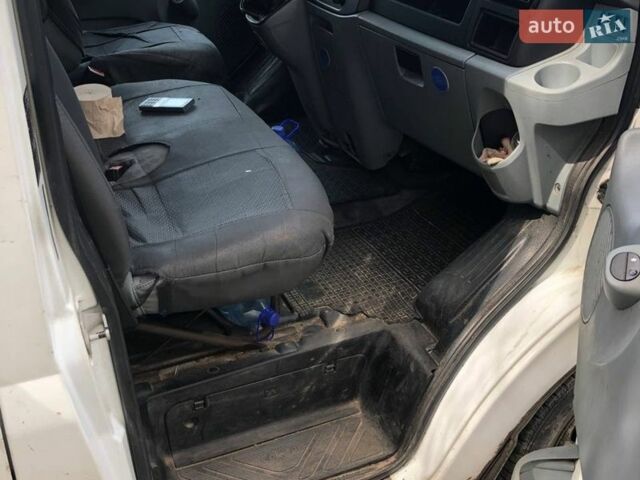 Белый Форд Транзит, объемом двигателя 2.2 л и пробегом 2 тыс. км за 6800 $, фото 5 на Automoto.ua