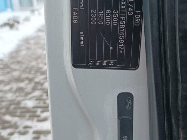 Белый Форд Транзит, объемом двигателя 2.4 л и пробегом 443 тыс. км за 7500 $, фото 10 на Automoto.ua
