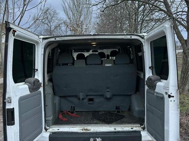 Білий Форд Транзит, об'ємом двигуна 2.2 л та пробігом 220 тис. км за 4400 $, фото 7 на Automoto.ua