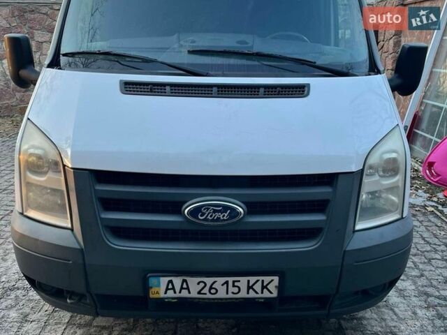 Білий Форд Транзит, об'ємом двигуна 2.2 л та пробігом 379 тис. км за 7450 $, фото 2 на Automoto.ua
