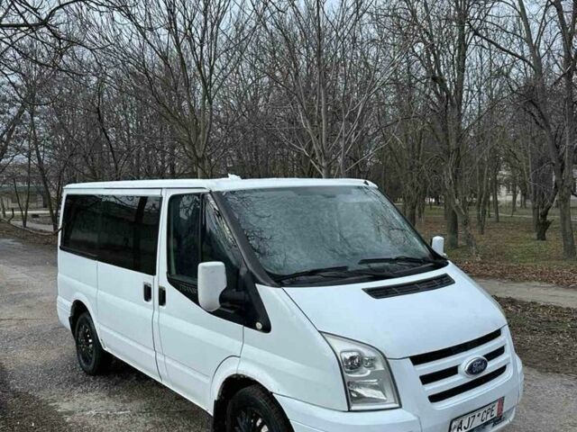 Білий Форд Транзит, об'ємом двигуна 2.2 л та пробігом 220 тис. км за 4400 $, фото 1 на Automoto.ua