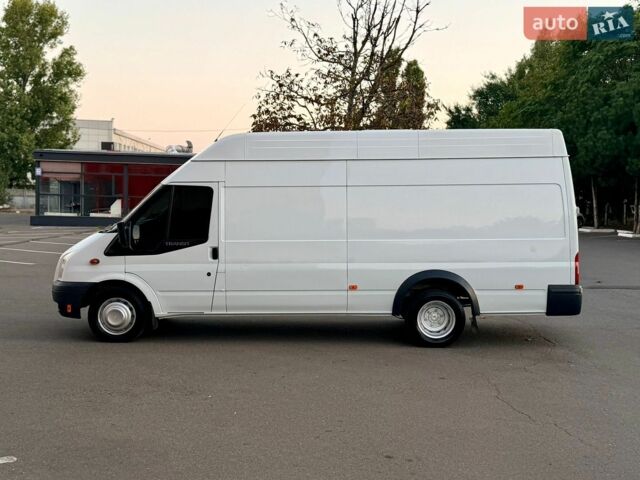 Белый Форд Транзит, объемом двигателя 2.2 л и пробегом 335 тыс. км за 11000 $, фото 3 на Automoto.ua