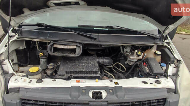 Білий Форд Транзит, об'ємом двигуна 2.2 л та пробігом 441 тис. км за 7900 $, фото 6 на Automoto.ua