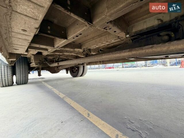 Білий Форд Транзит, об'ємом двигуна 2.4 л та пробігом 350 тис. км за 11200 $, фото 27 на Automoto.ua