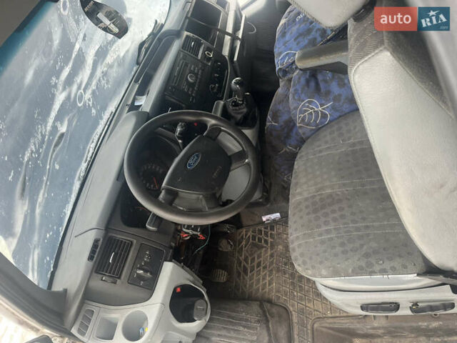 Білий Форд Транзит, об'ємом двигуна 2.4 л та пробігом 450 тис. км за 5000 $, фото 3 на Automoto.ua