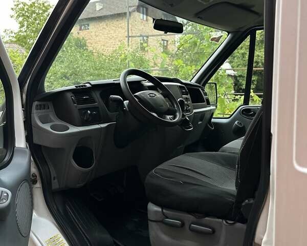 Белый Форд Транзит, объемом двигателя 2.2 л и пробегом 364 тыс. км за 5500 $, фото 11 на Automoto.ua