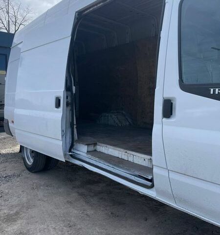 Белый Форд Транзит, объемом двигателя 2.4 л и пробегом 499 тыс. км за 8250 $, фото 3 на Automoto.ua