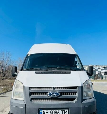 Білий Форд Транзит, об'ємом двигуна 2.2 л та пробігом 400 тис. км за 9500 $, фото 2 на Automoto.ua