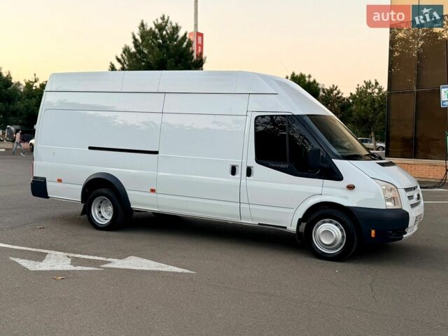Белый Форд Транзит, объемом двигателя 2.2 л и пробегом 335 тыс. км за 11000 $, фото 5 на Automoto.ua