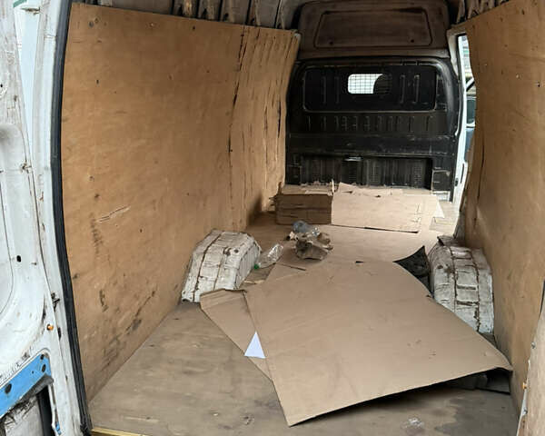 Білий Форд Транзит, об'ємом двигуна 2.2 л та пробігом 400 тис. км за 6300 $, фото 9 на Automoto.ua