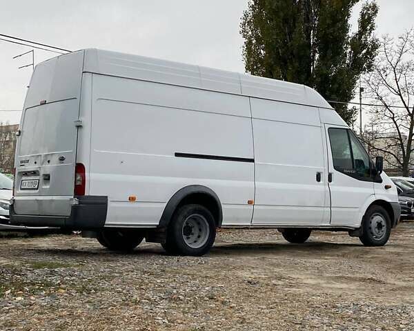 Білий Форд Транзит, об'ємом двигуна 2.4 л та пробігом 584 тис. км за 8250 $, фото 4 на Automoto.ua