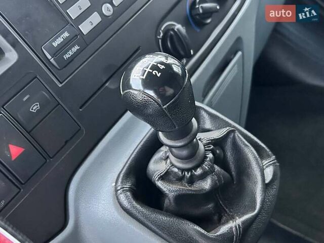 Білий Форд Транзит, об'ємом двигуна 2.2 л та пробігом 240 тис. км за 11200 $, фото 18 на Automoto.ua