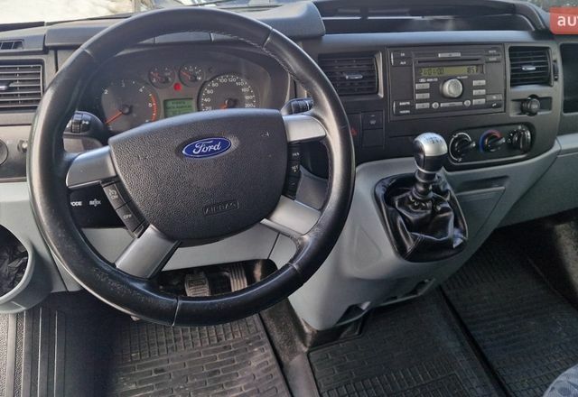 Белый Форд Транзит, объемом двигателя 2.2 л и пробегом 296 тыс. км за 9200 $, фото 17 на Automoto.ua