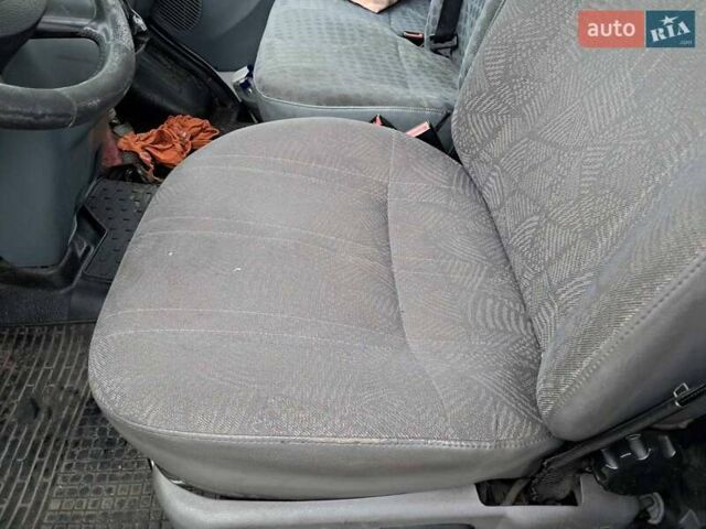 Білий Форд Транзит, об'ємом двигуна 2.2 л та пробігом 380 тис. км за 9800 $, фото 11 на Automoto.ua