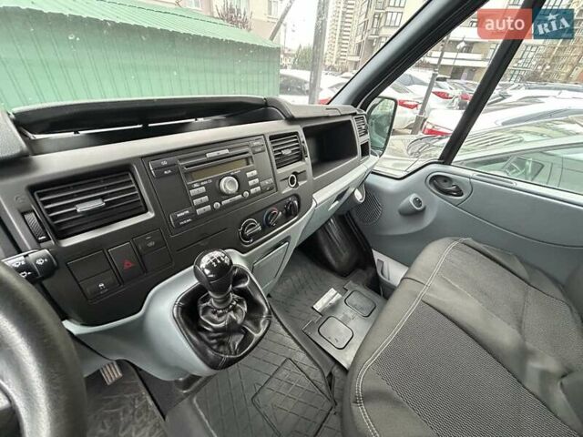 Білий Форд Транзит, об'ємом двигуна 2.2 л та пробігом 195 тис. км за 8900 $, фото 12 на Automoto.ua