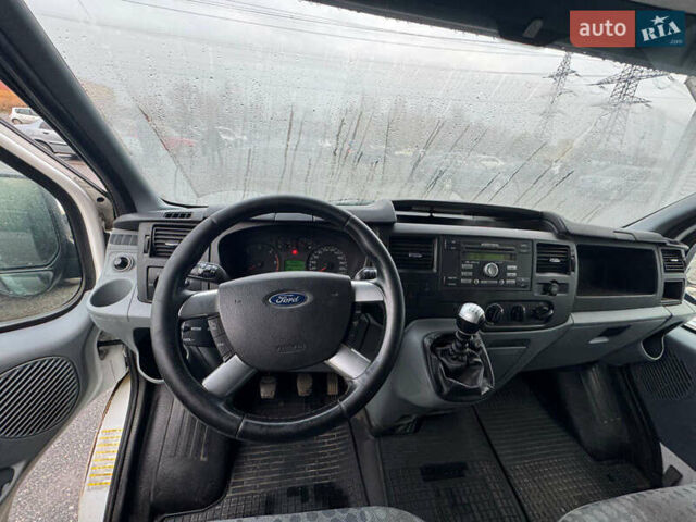 Білий Форд Транзит, об'ємом двигуна 2.2 л та пробігом 220 тис. км за 7900 $, фото 17 на Automoto.ua