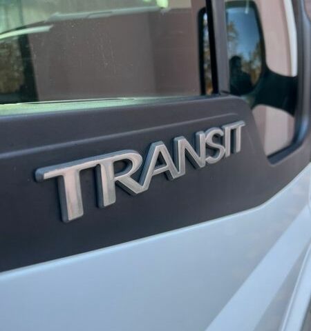 Білий Форд Транзит, об'ємом двигуна 2.2 л та пробігом 330 тис. км за 8950 $, фото 38 на Automoto.ua