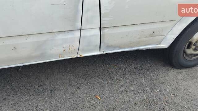 Форд Транзит 2012 у Києві на Automoto.ua Білий Форд Транзит, об'ємом двигуна 2.2 л та пробігом 388 тис. км за 5300 $, фото 9 на Automoto.ua