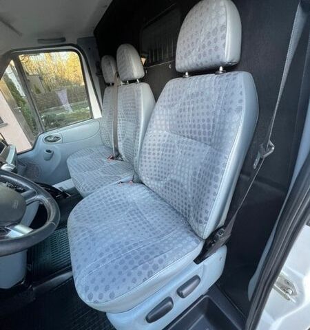 Білий Форд Транзит, об'ємом двигуна 2.2 л та пробігом 330 тис. км за 8950 $, фото 50 на Automoto.ua