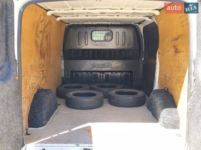 Білий Форд Транзит, об'ємом двигуна 2.2 л та пробігом 188 тис. км за 8900 $, фото 21 на Automoto.ua