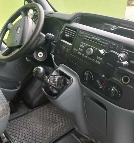 Белый Форд Транзит, объемом двигателя 2.2 л и пробегом 225 тыс. км за 11000 $, фото 6 на Automoto.ua