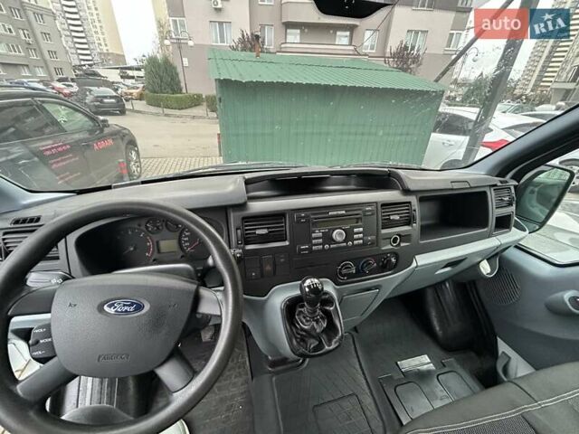 Білий Форд Транзит, об'ємом двигуна 2.2 л та пробігом 195 тис. км за 8900 $, фото 13 на Automoto.ua