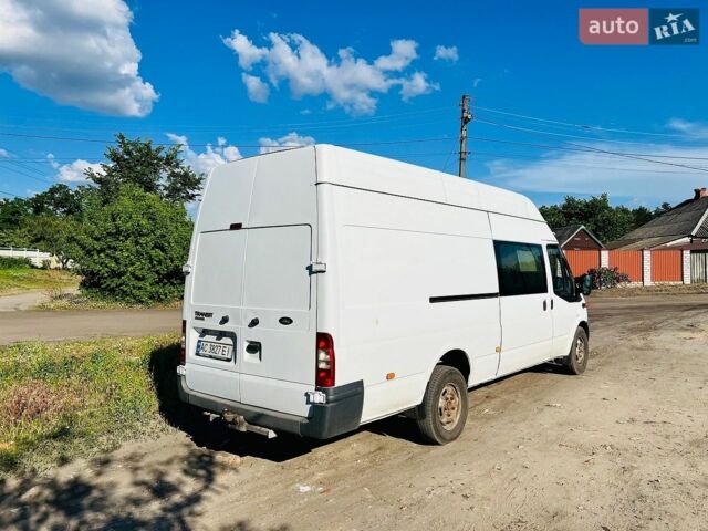 Білий Форд Транзит, об'ємом двигуна 2.2 л та пробігом 333 тис. км за 12000 $, фото 5 на Automoto.ua