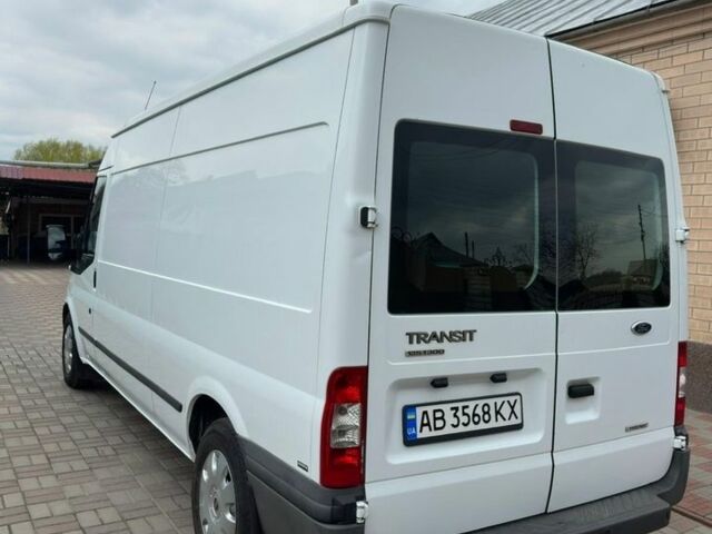 Белый Форд Транзит, объемом двигателя 2.2 л и пробегом 294 тыс. км за 10500 $, фото 4 на Automoto.ua