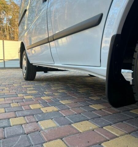 Білий Форд Транзит, об'ємом двигуна 2.2 л та пробігом 330 тис. км за 8950 $, фото 37 на Automoto.ua