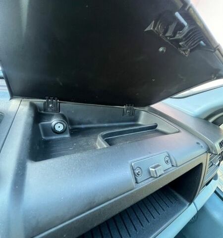 Білий Форд Транзит, об'ємом двигуна 2.2 л та пробігом 330 тис. км за 8950 $, фото 66 на Automoto.ua