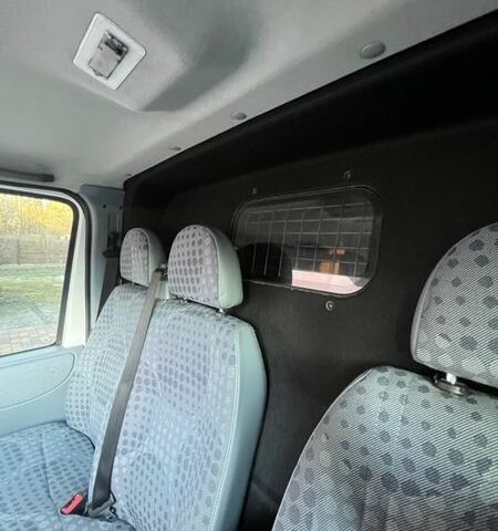 Білий Форд Транзит, об'ємом двигуна 2.2 л та пробігом 330 тис. км за 8950 $, фото 64 на Automoto.ua