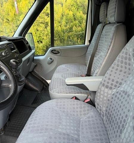 Білий Форд Транзит, об'ємом двигуна 2.2 л та пробігом 411 тис. км за 11300 $, фото 16 на Automoto.ua