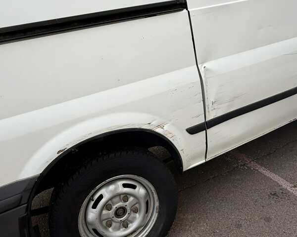 Белый Форд Транзит, объемом двигателя 2.2 л и пробегом 356 тыс. км за 6500 $, фото 6 на Automoto.ua