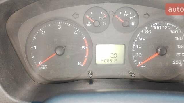 Білий Форд Транзит, об'ємом двигуна 2.2 л та пробігом 406 тис. км за 6300 $, фото 2 на Automoto.ua