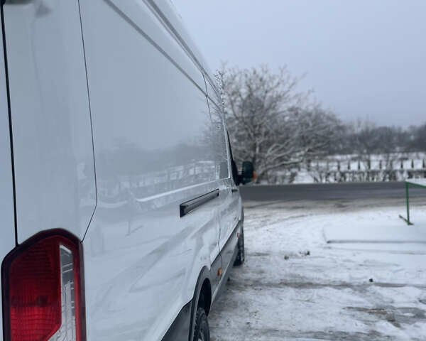 Белый Форд Транзит, объемом двигателя 2.2 л и пробегом 320 тыс. км за 12700 $, фото 7 на Automoto.ua